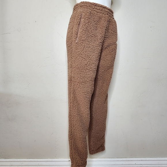 NWT SKIMS Teddy Jogger Lounge Pants in Tiger's Eye Size Small - Picture 9 of 12